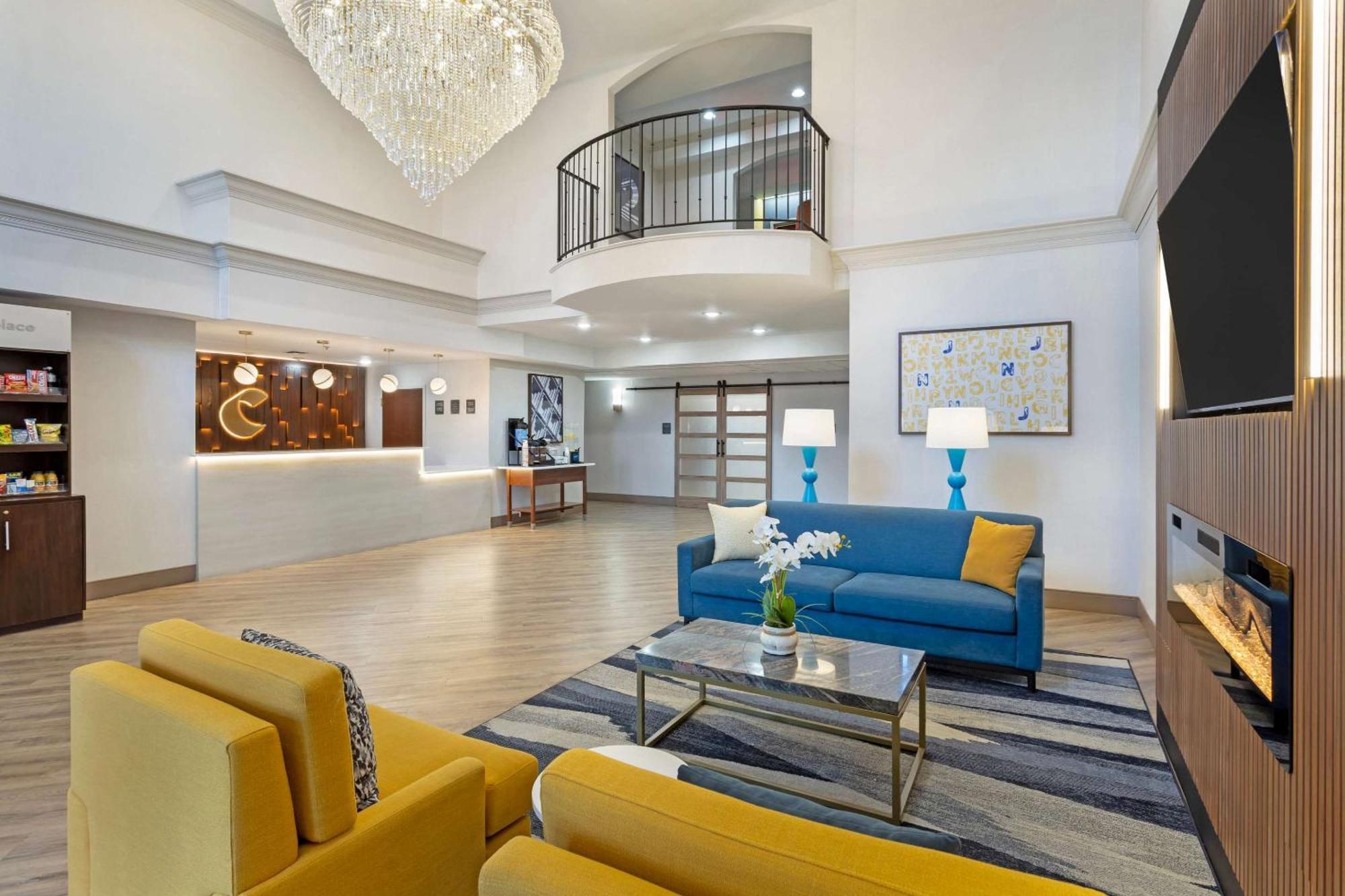 Comfort Suites East Brunswick - South River Zewnętrze zdjęcie
