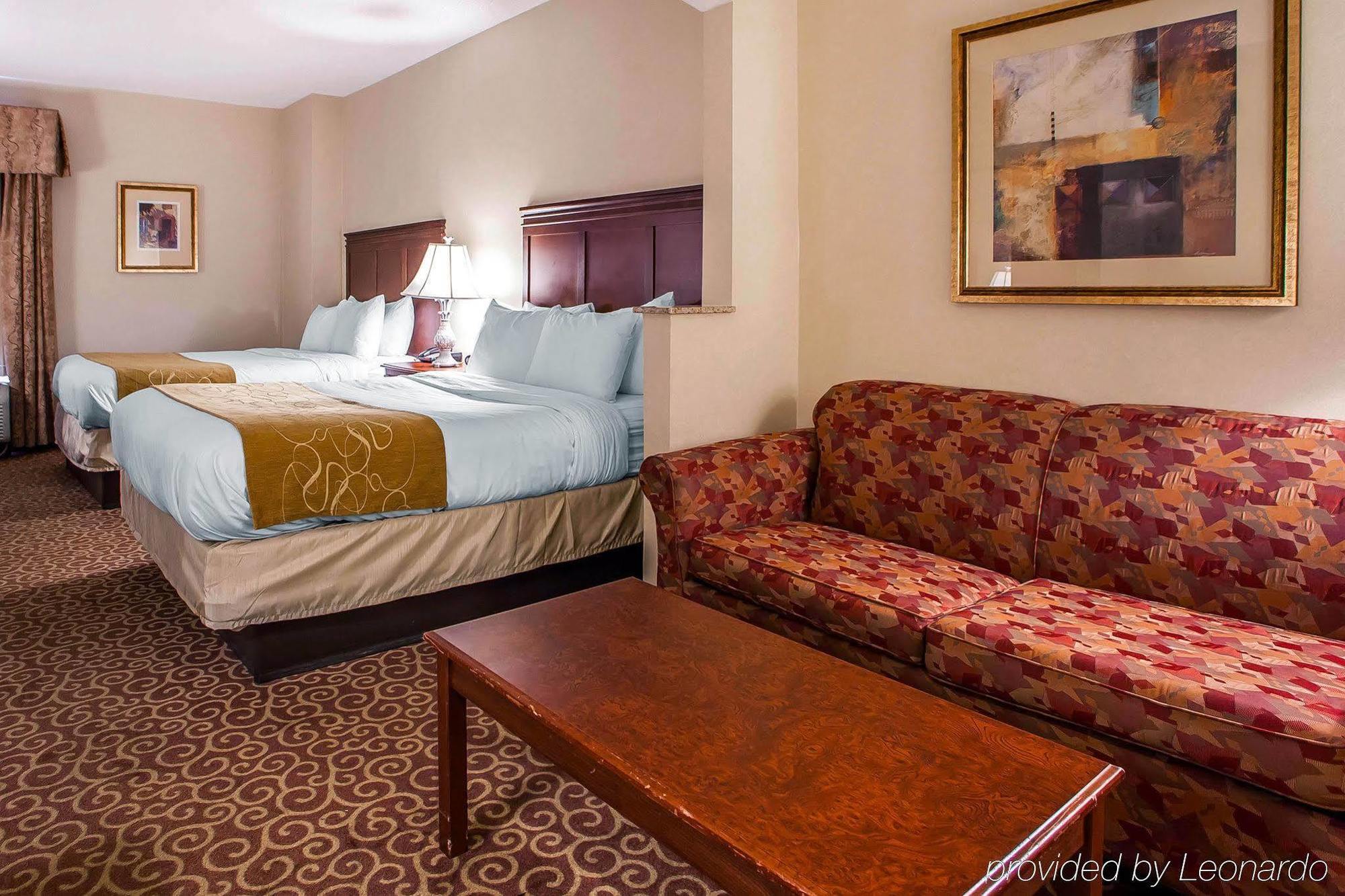 Comfort Suites East Brunswick - South River Zewnętrze zdjęcie