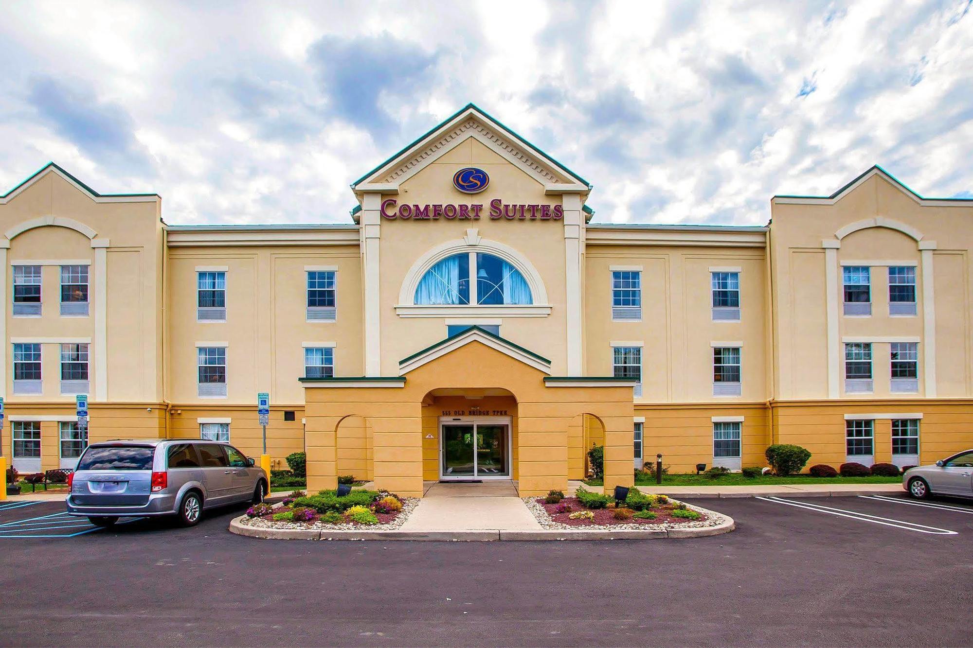 Comfort Suites East Brunswick - South River Zewnętrze zdjęcie